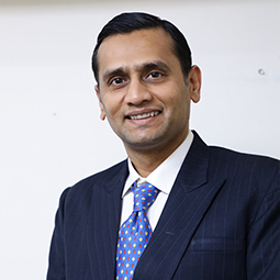 Dr. Aashutosh Ajgoankar - Gynecologist Endoscopic Surgeon